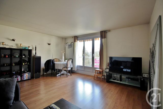 Appartement F3 à vendre - 3 pièces - 67.77 m2 - MONTIGNY LE BRETONNEUX - 78 - ILE-DE-FRANCE - Century 21 S.Q.Y.